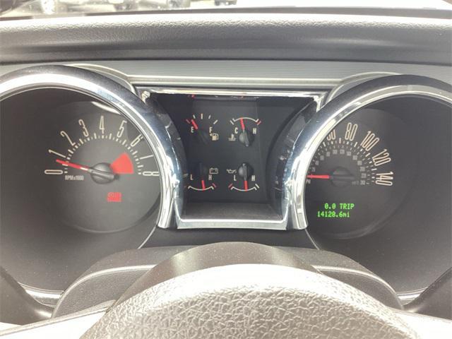Photo of 2007 Black Clearcoat Ford Mustang