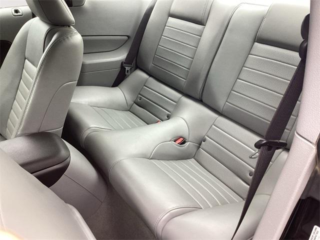 Photo of 2007 Black Clearcoat Ford Mustang