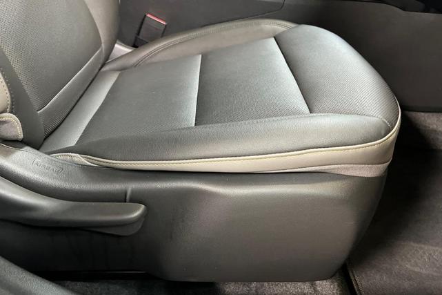 Photo of 2024 Summit White Chevrolet Trax