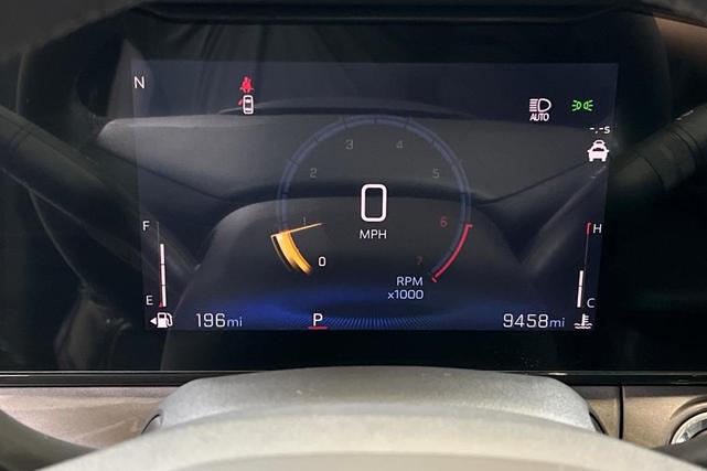 Photo of 2024 Summit White Chevrolet Trax