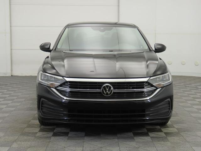 Photo of 2024 Deep Black Pearl Effect Volkswagen Jetta
