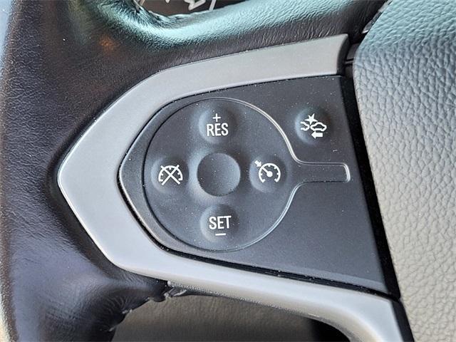 Photo of 2022 Summit White Chevrolet Colorado