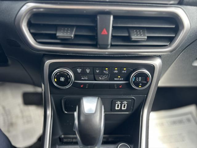 Photo of 2021 Moondust Silver Ford EcoSport