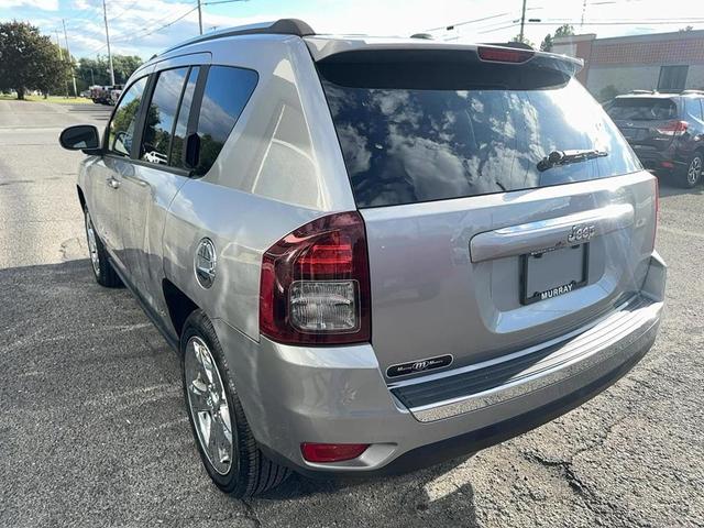 Photo of 2015 Billet Silver Metallic Clearcoat Jeep Compass