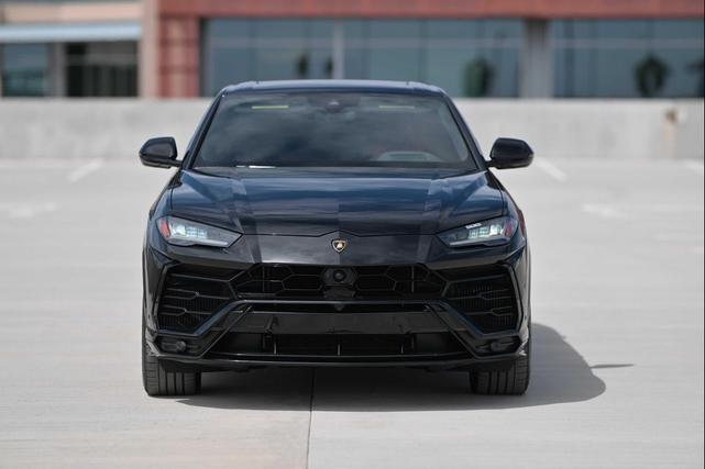 Photo of 2021 BLACK Lamborghini Urus