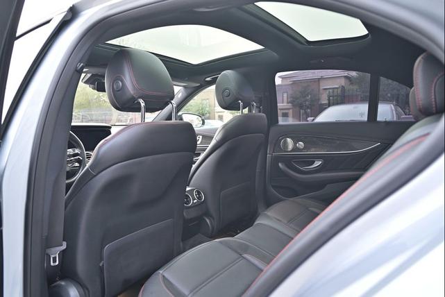 Photo of 2023 SILVER Mercedes-Benz AMG E 53