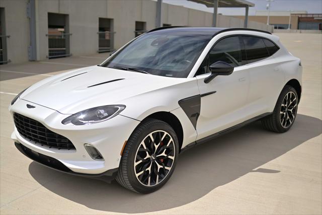 Photo of 2021 WHITE Aston Martin DBX