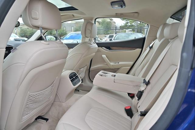 Photo of 2022 BLUE Maserati Ghibli