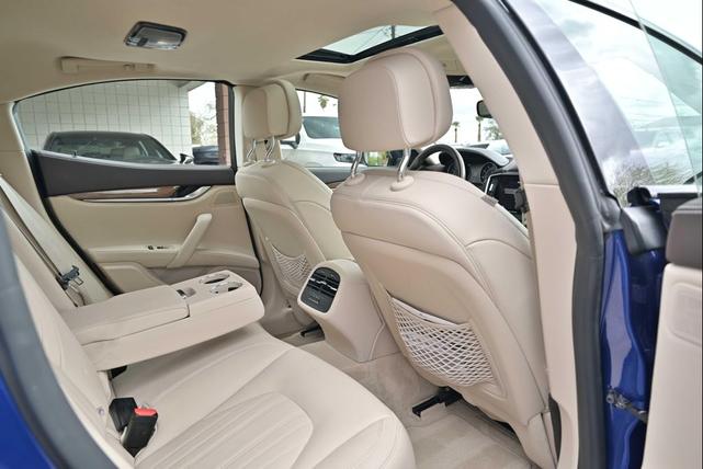 Photo of 2022 BLUE Maserati Ghibli