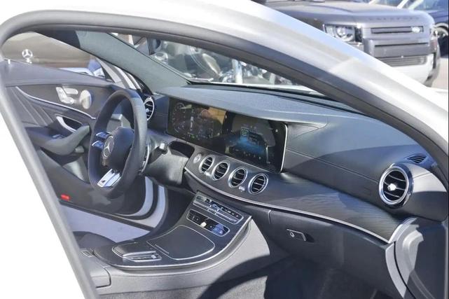 Photo of 2021 WHITE Mercedes-Benz AMG E 53