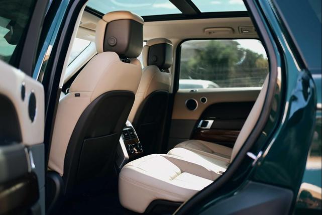 Photo of 2021 British Racing Green Land Rover Range Rover Sport