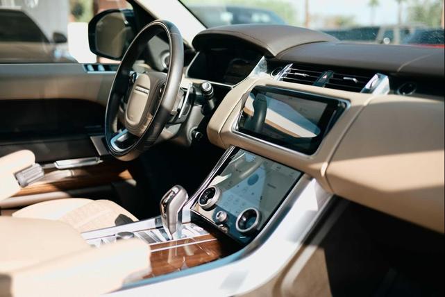 Photo of 2021 British Racing Green Land Rover Range Rover Sport