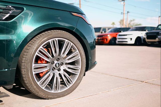 Photo of 2021 British Racing Green Land Rover Range Rover Sport