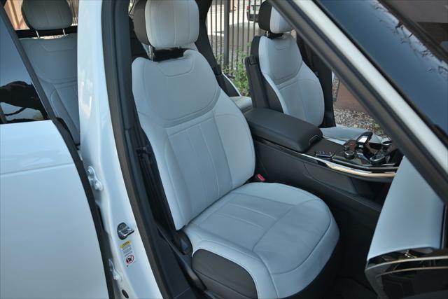 Photo of 2023 custom Land Rover Range Rover Sport
