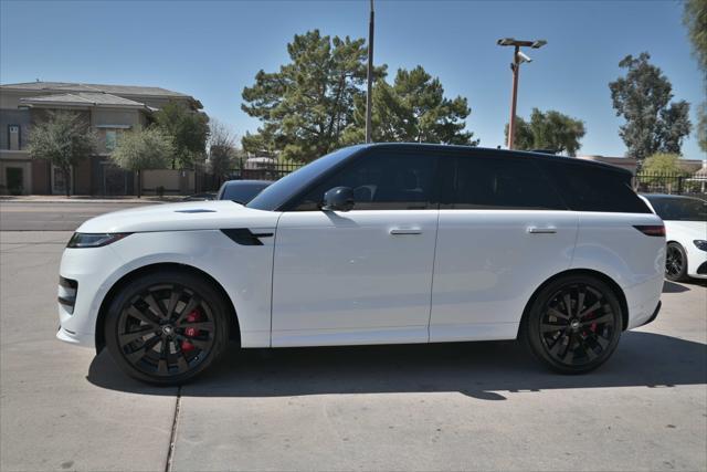 Photo of 2023 custom Land Rover Range Rover Sport