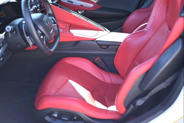 Photo of 2020 Arctic White Chevrolet Corvette