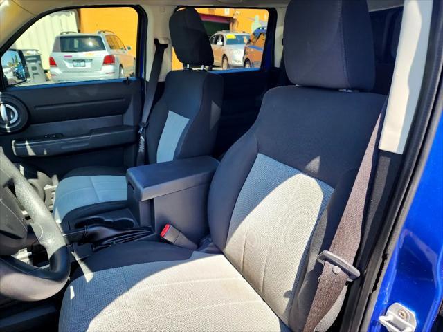 Photo of 2008 Blue Dodge Nitro