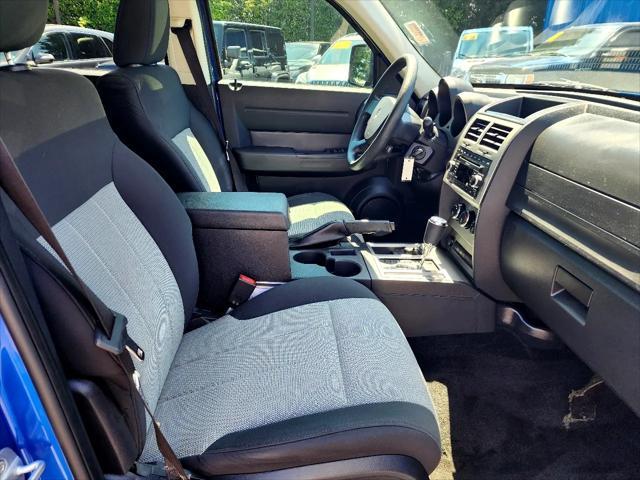 Photo of 2008 Blue Dodge Nitro