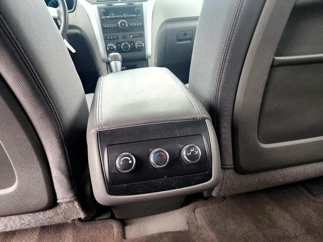 Photo of 2012 Silver Chevrolet Traverse