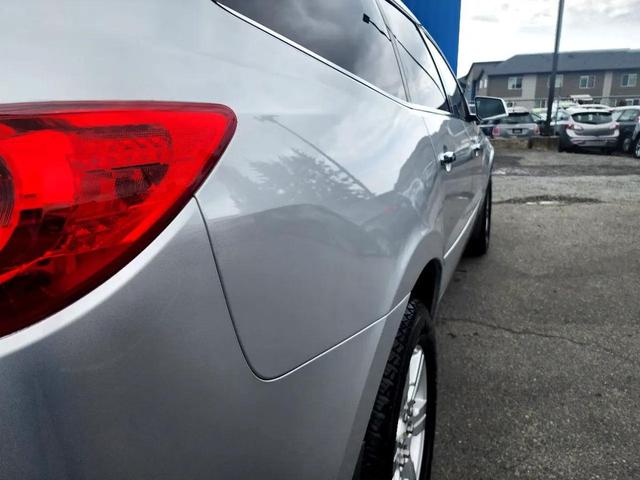 Photo of 2012 Silver Chevrolet Traverse