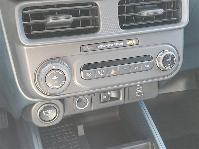 Photo of 2025 Desert Sand Ford Maverick