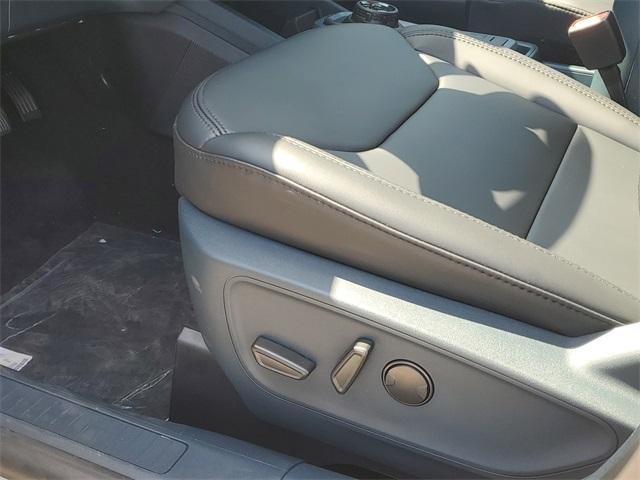 Photo of 2025 Desert Sand Ford Maverick