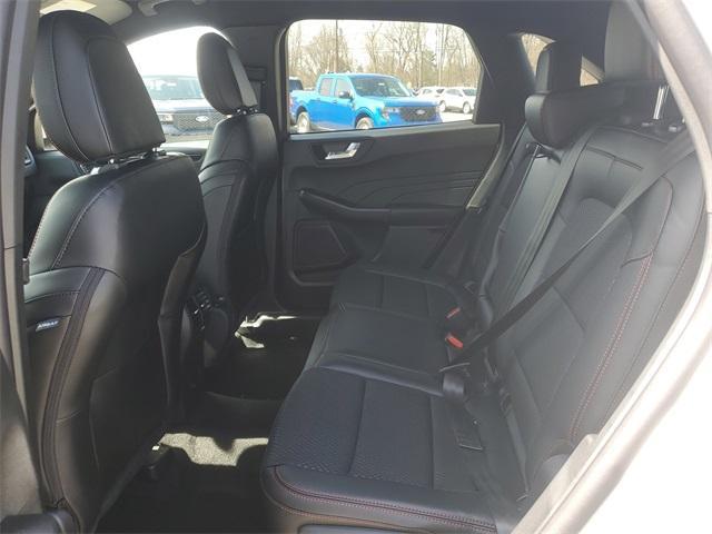 Photo of 2025 White Metallic Ford Escape