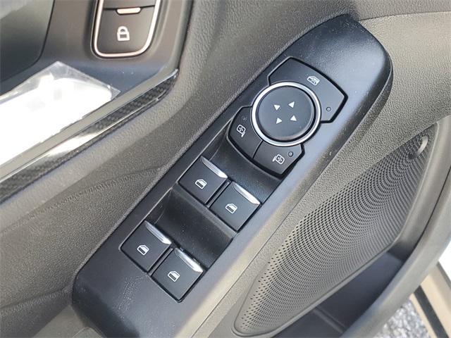 Photo of 2025 White Metallic Ford Escape