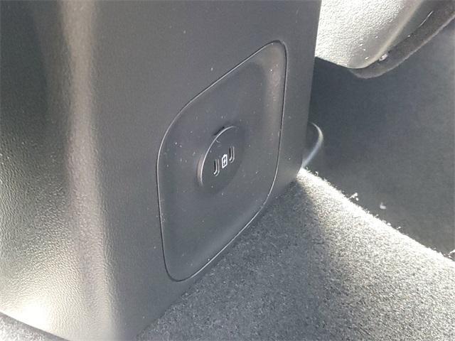 Photo of 2025 White Metallic Ford Escape