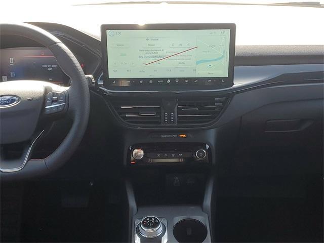 Photo of 2025 White Metallic Ford Escape