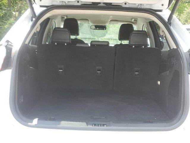 Photo of 2023 Oxford White Ford Edge