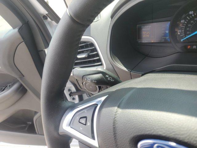 Photo of 2023 Oxford White Ford Edge