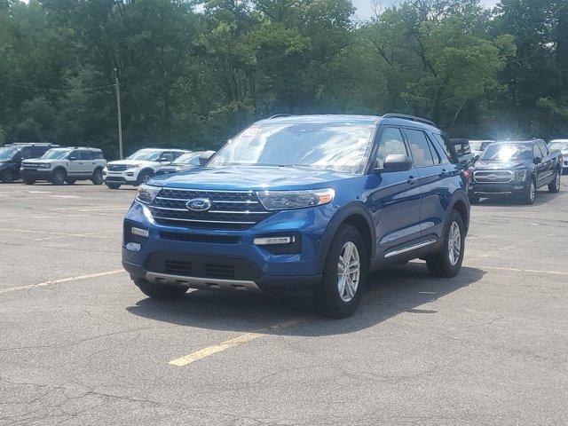 Photo of 2022 Atlas Blue Metallic Ford Explorer