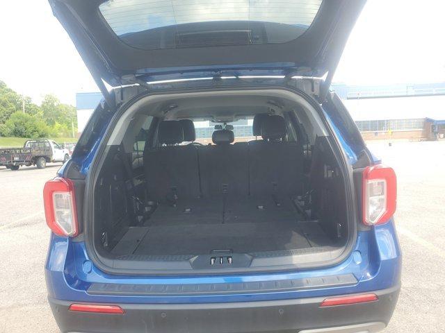 Photo of 2022 Atlas Blue Metallic Ford Explorer