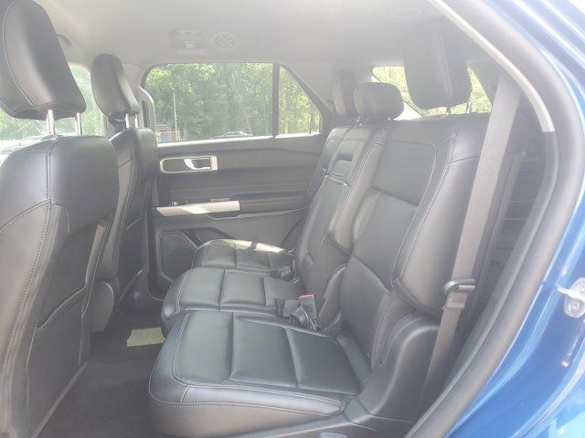 Photo of 2022 Atlas Blue Metallic Ford Explorer