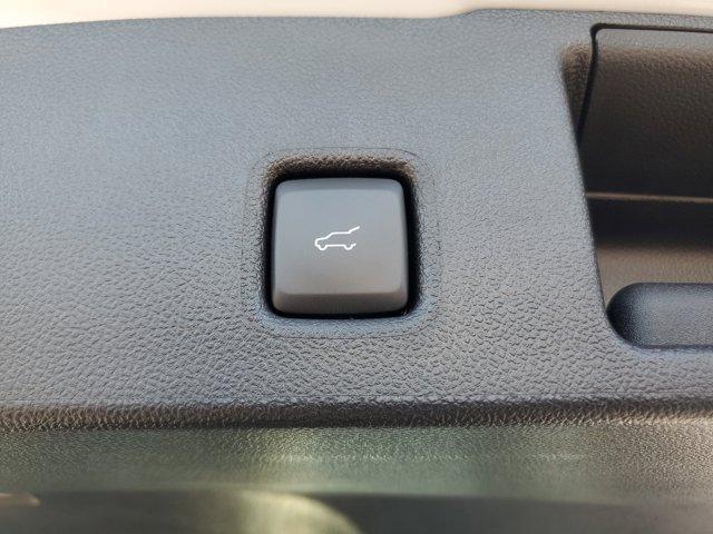 Photo of 2025 Silver Metallic Ford Escape