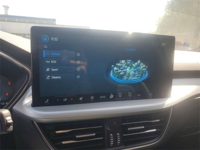 Photo of 2023 Agate Black Metallic Ford Escape
