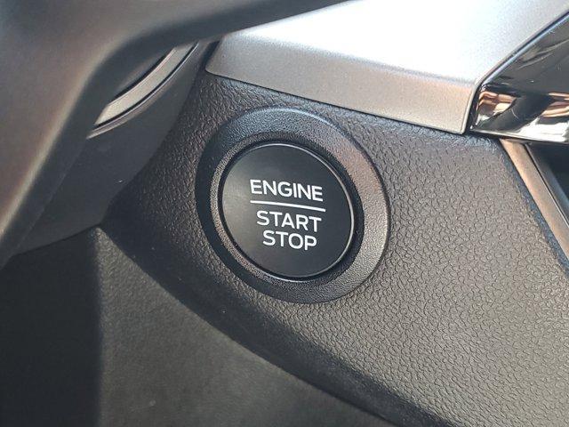 Photo of 2023 Iconic Silver Metallic Ford Escape