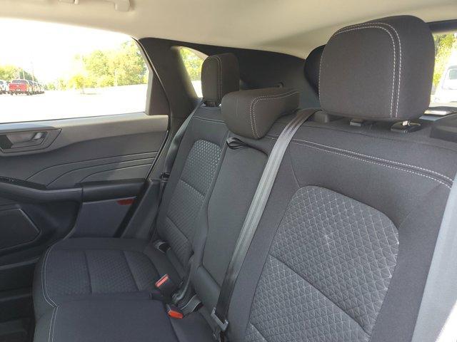 Photo of 2023 Iconic Silver Metallic Ford Escape