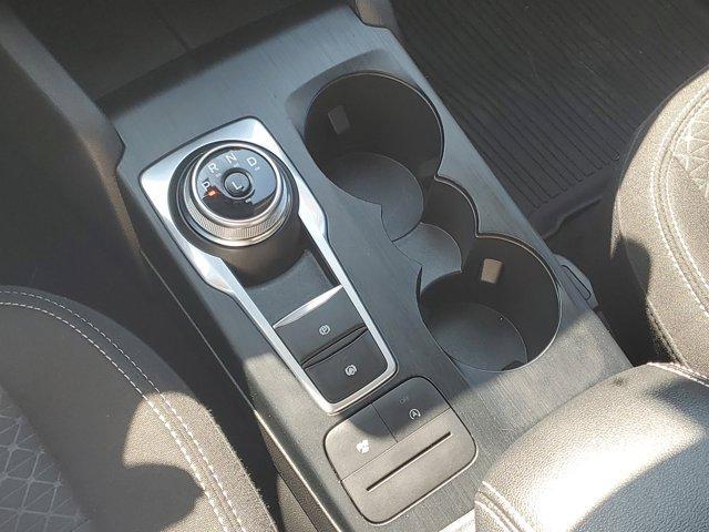 Photo of 2023 Iconic Silver Metallic Ford Escape