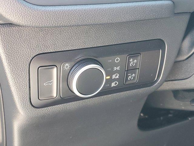 Photo of 2023 Iconic Silver Metallic Ford Escape