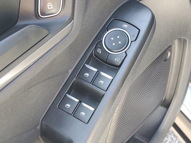 Photo of 2023 Iconic Silver Metallic Ford Escape