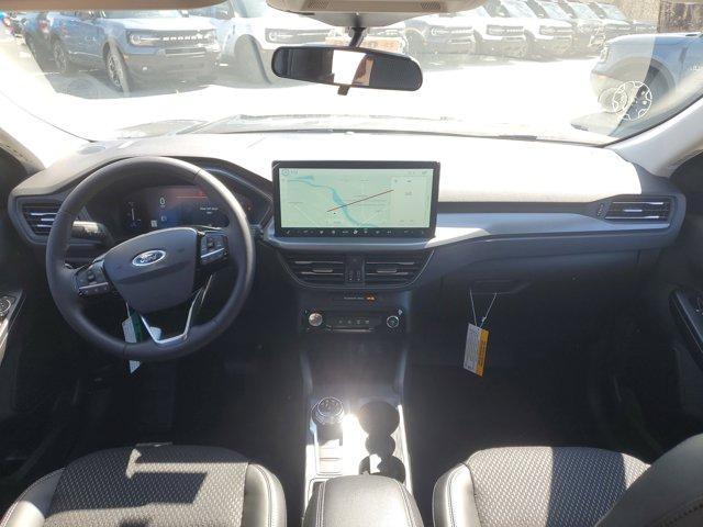 Photo of 2025 Gray Ford Escape