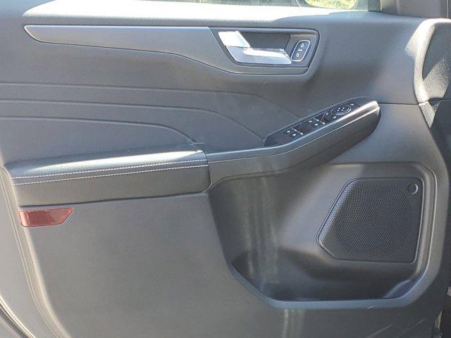 Photo of 2025 Gray Ford Escape