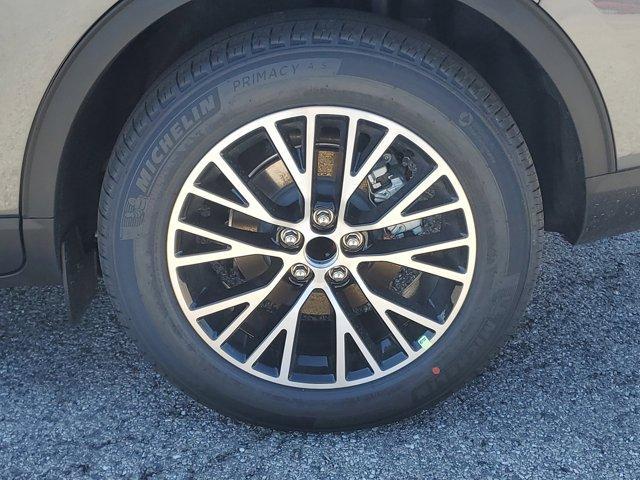 Photo of 2025 Gray Ford Escape