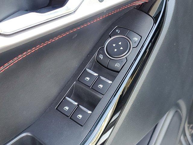 Photo of 2022 White Metallic Ford Explorer