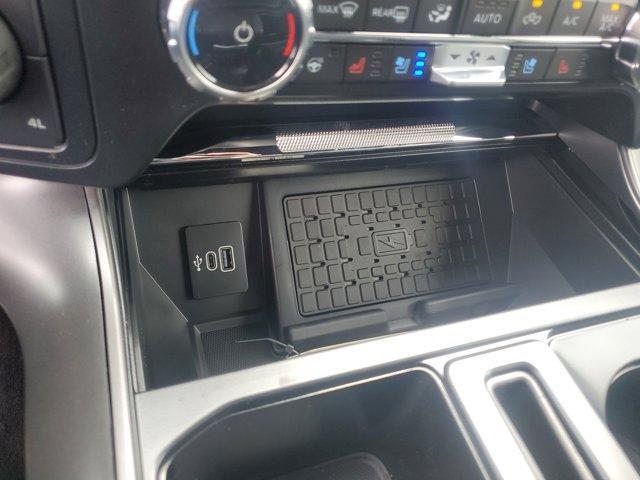 Photo of 2025 Black Metallic Ford F-150