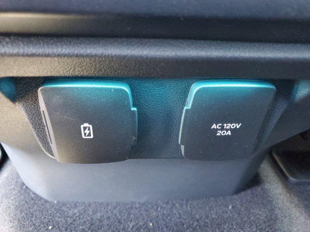 Photo of 2025 Oxford White Ford F-150