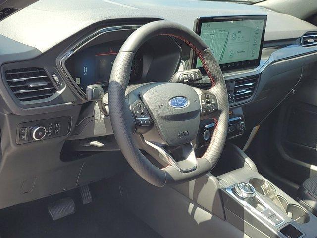 Photo of 2025 Silver Ford Escape