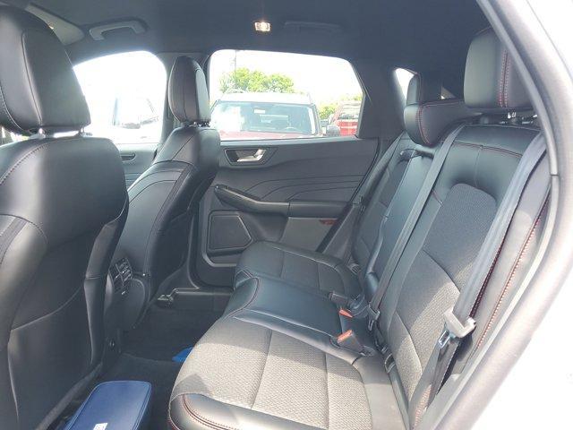 Photo of 2025 Silver Ford Escape